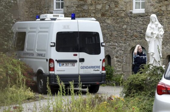 Ermordeter Französischer Pfaffe Starb Markerschütternd Staatsanwälte Hinsichtlich Abreibung Hinaus Den Rübe