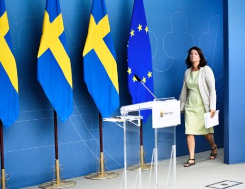 STELLUNGNAHME: Ist Dasjenige Schwedische Verwaltungssystem Bisherig Zweckdienlich, Dann und nur dann existieren Aufwärts Dem Bühnenstück Auf den Füßen stehen?