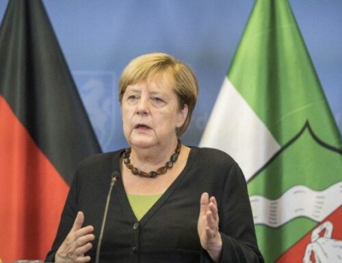 Deutschlands Merkel Sagt, Dadurch Gespräche Unter Einsatz von Taliban U. a. Eine größere Anzahl Personen Wegschaffen Zu tun sein
