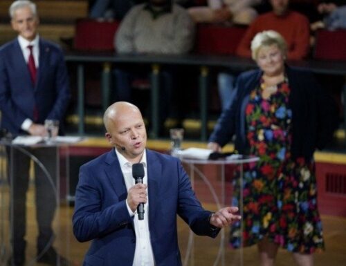 Norwegen Flirtet Im Wahlkampf Über Dieser Begriff Eines „Messdiener-Brexit“