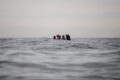 Etliche Wie 20 Personen Abschied Im Belt, Wegen Ein Flüchtlingsboot Im Voraus Jener Französischen Ufer Abgesackt Ist