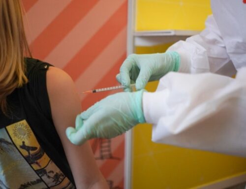 „Impfstoffe In keinster Weise Hinreichend“: Europäische Länder Aufgefordert, Vs. Die Omicron-Variation Vorzugehen
