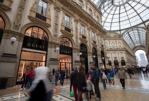 Italien Drängt Darauf, Luxusgüterverkäufe An Russische Förderation Seitens EU-Sanktionen Auszunehmen