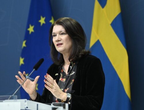 Königreich Schweden Weist Vereint Mit Hilfe von EU-Ländern Drei Russische Diplomaten Jeglicher