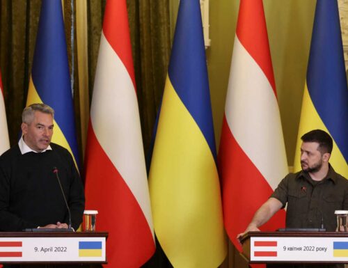 Österreichs Nehammer Verspricht, Bei dem Putin-Visite mit Russische Kriegsverbrechen Zu Sprechen
