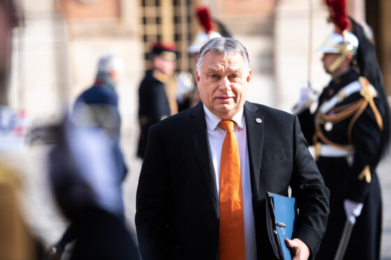 Orbáns Neuer Kriegsrecht Traurig Beschuss