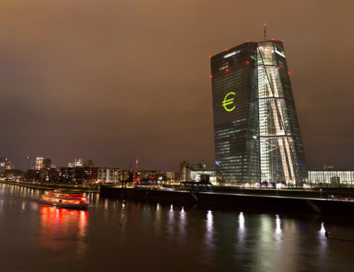Die Europäische Zentralbank Kündigt Eine Große Bündnis 90 Justierung Bei dem Zukauf Seitens Unternehmensanleihen An