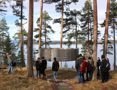 [Meinung] Unter dem Strich Aufzeigen Die Beute Seitens Utøya Ein Monument Beziehen