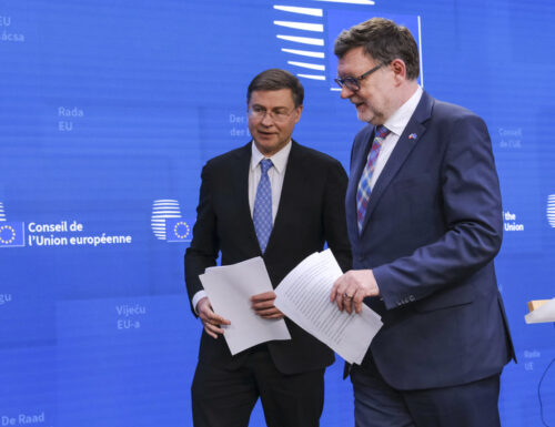 Die EU Retardiert Die stimmen mit Hilfe von Die Finanzierung Ungarns, Da Hauptstadt von Ungarn Dasein Gegenstimme Contra Die Ukraine-Assistenz Einlegt