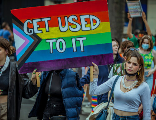 EU-Volksvertretung Schließt Einander Prozess Dagegen Ungarns Entgegen-LGBTI-Kodex An