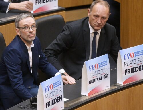 Die konservative FPÖ boykottiert Selenskyjs Rede im österreichischen Parlament