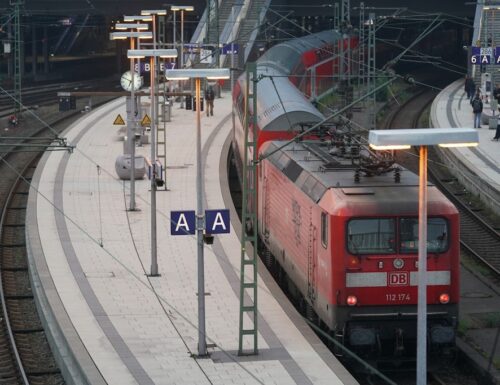 EVG lehnt brandneues Angebot der Deutschen Bahn als „unzureichend“ ab.
