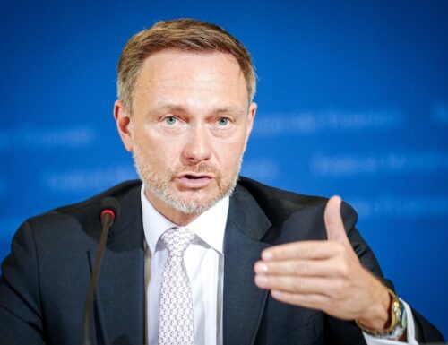Finanzminister Lindner kündigt großes Steuerreformpaket an