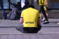 Brandenburger Dortmund-Anhänger ist in Rostock angeschlagen