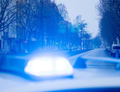 Raubüberfall am S-Bahnhof Bundesplatz: Polizei ermittelt Verdächtigen