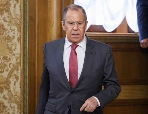 Russlands Außenminister Lawrow: „Die USA unterstützen Putschversuche“